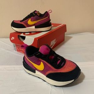 Nike Waffle One Size 7c